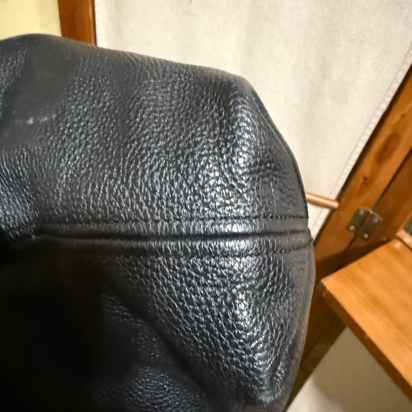 Michael Kors pebble leather shoulder bag - Picture 10 of 15